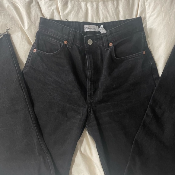 Zara Wide Leg Jeans with fray bottom Black US 8 - Picture 6 of 13